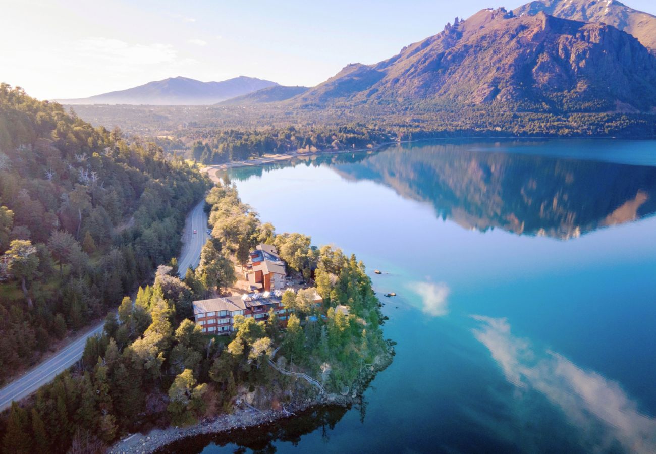Apartamento en San Carlos de Bariloche - Lenga 1D: Depto. 2 dorm + 2 baños.-