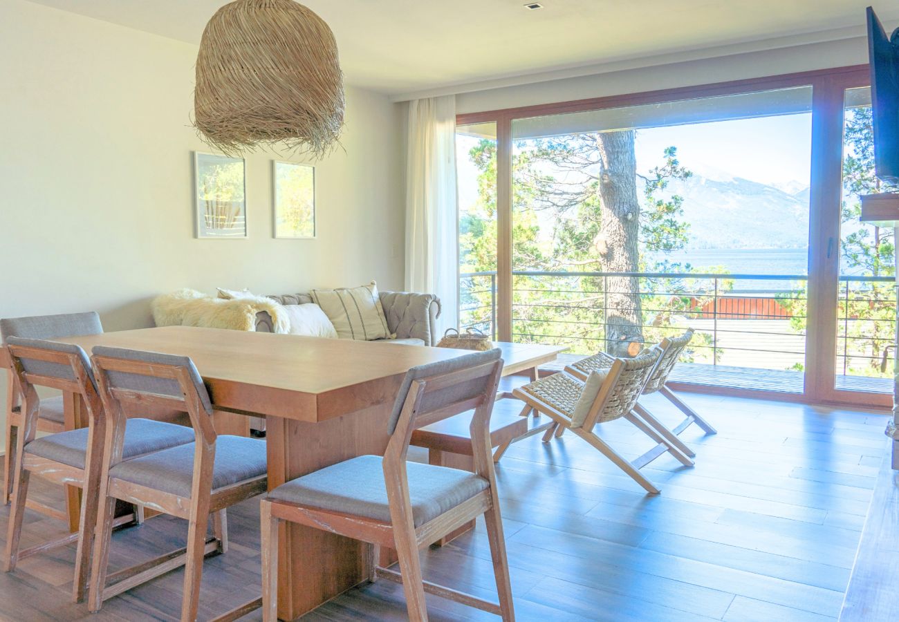 Apartamento en San Carlos de Bariloche - Lenga 1D: Depto. 2 dorm + 2 baños.-