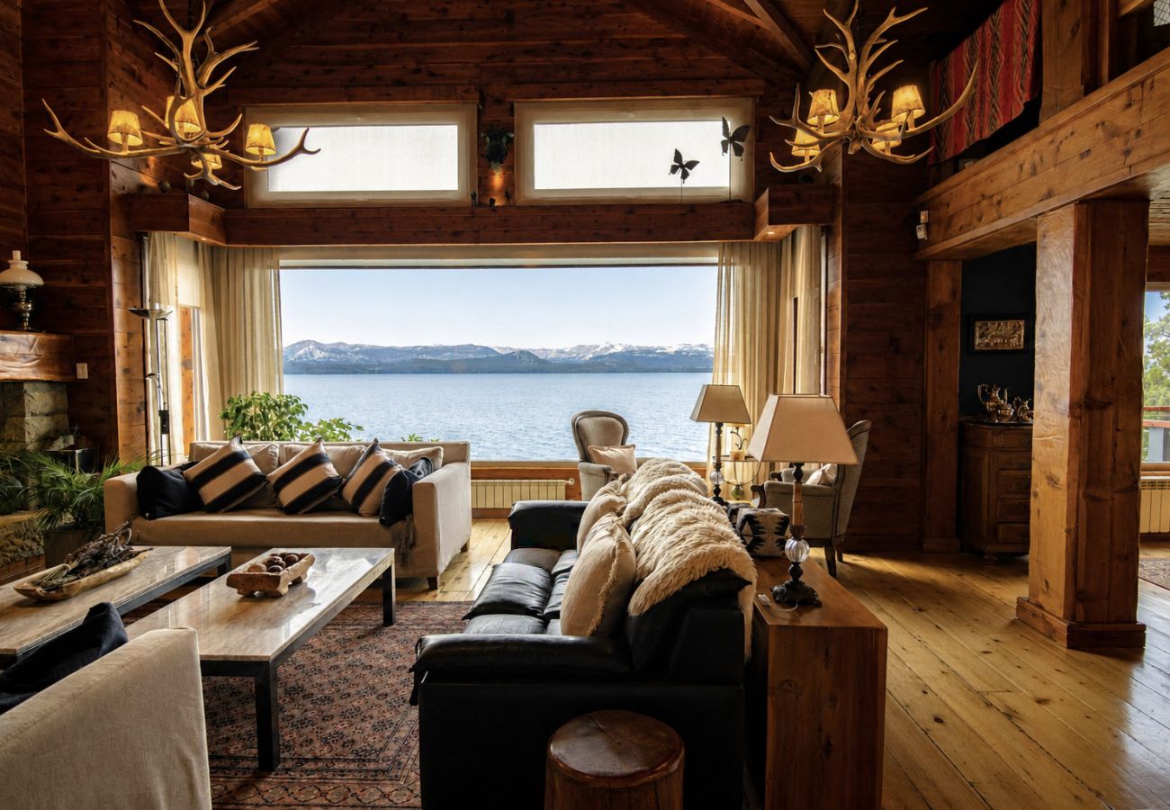 Casa en San Carlos de Bariloche - H05 - Casa de lujo de montaña con Pileta y Costa de Lago