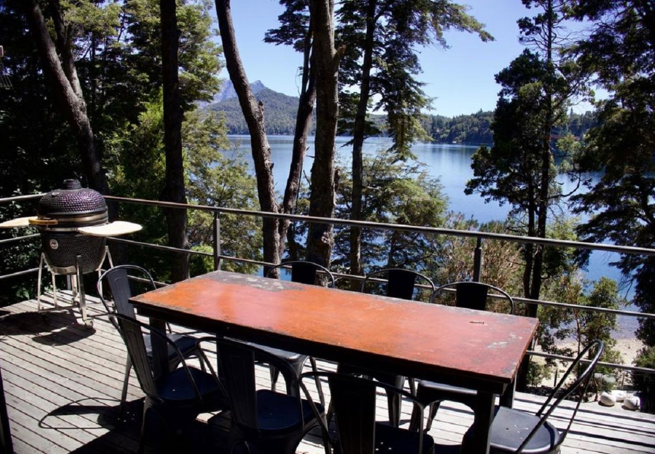 Casa en San Carlos de Bariloche - MORE26 Espectacular casa moderna con costa en el Lago Moreno