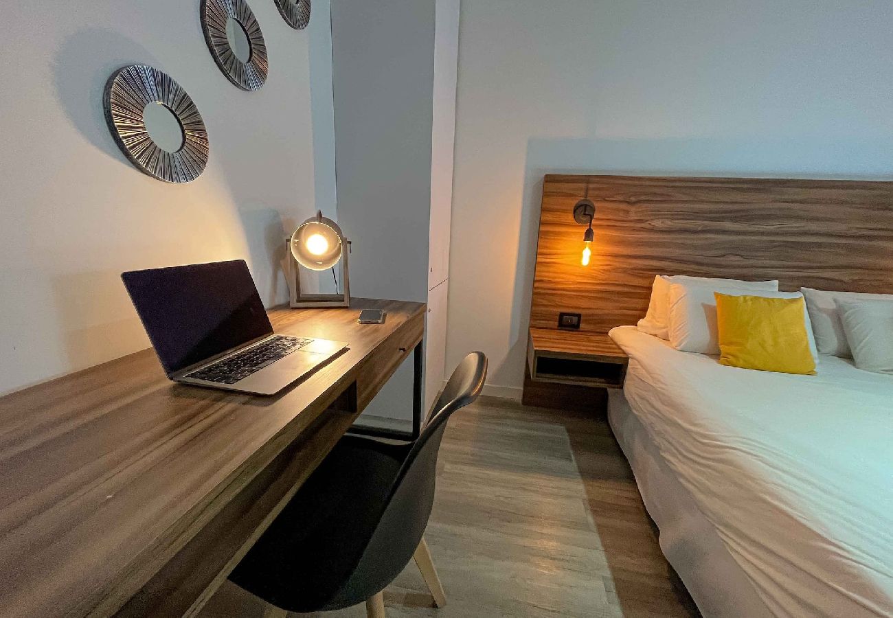 Estudio en Buenos Aires - Nuevo, Amplio y Moderno Depto @ MaisonPalermo Soho 