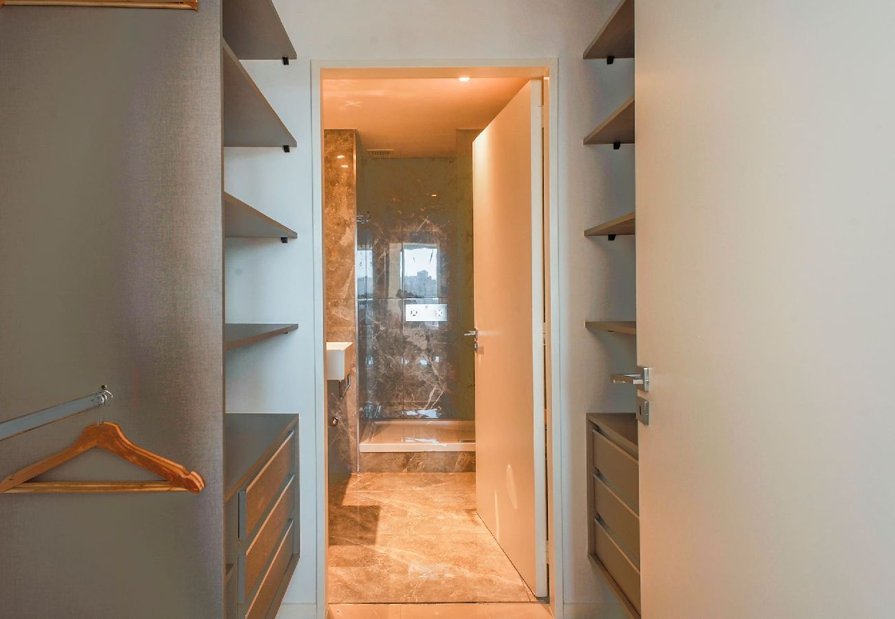 Apartamento en Buenos Aires - Vista Única Premium Amenities Lujo Deco Recoleta 
