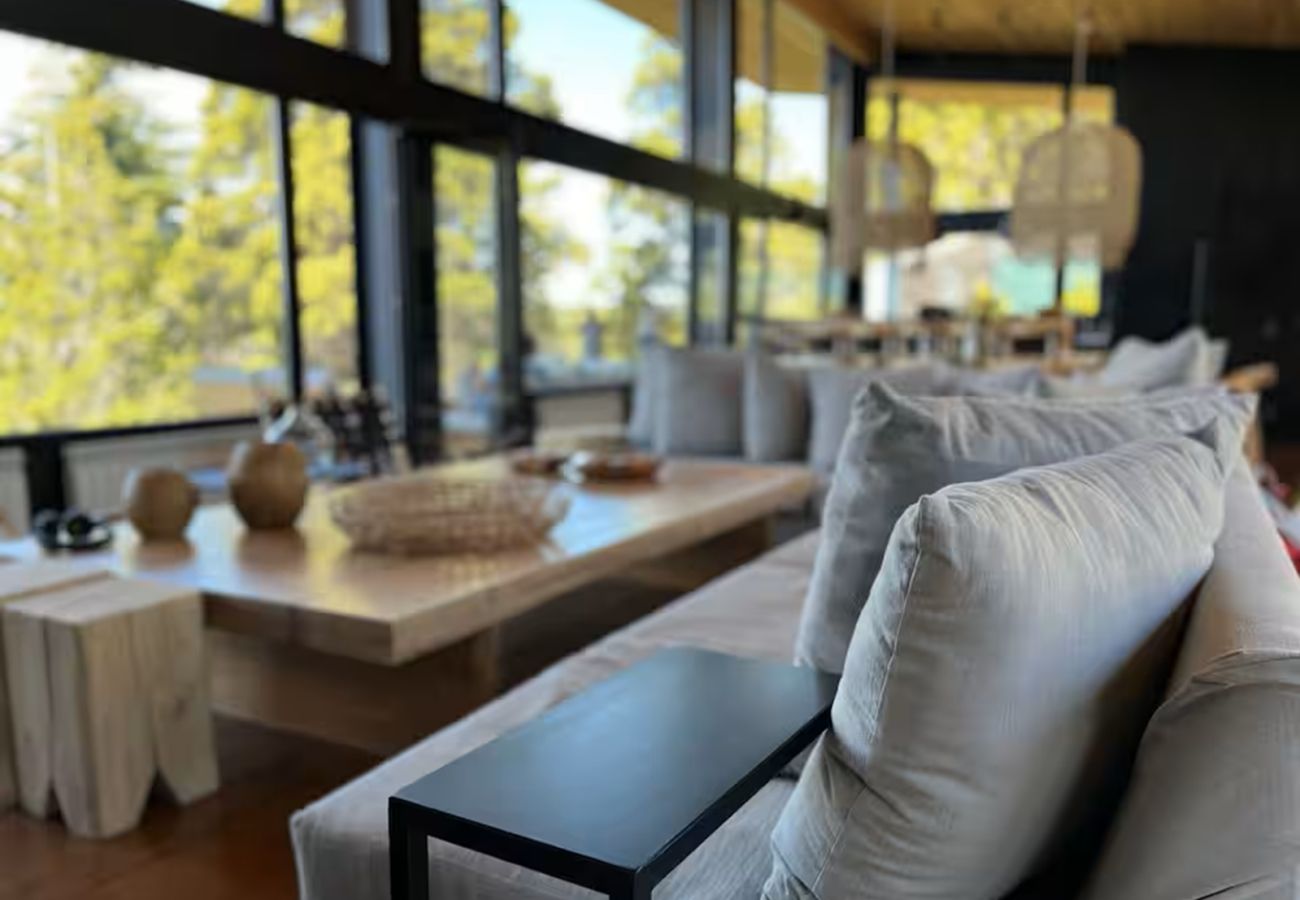 Casa en San Carlos de Bariloche - CASA CHIC EN BARILOCHE, CON COSTA Y PILETA - 