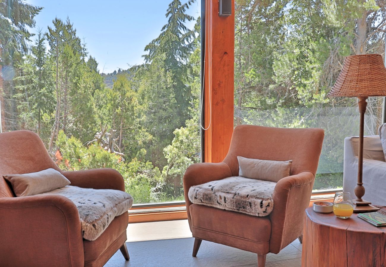 Casa en San Carlos de Bariloche - H49- Casa de montaña frente al lago Nahuel Huapi