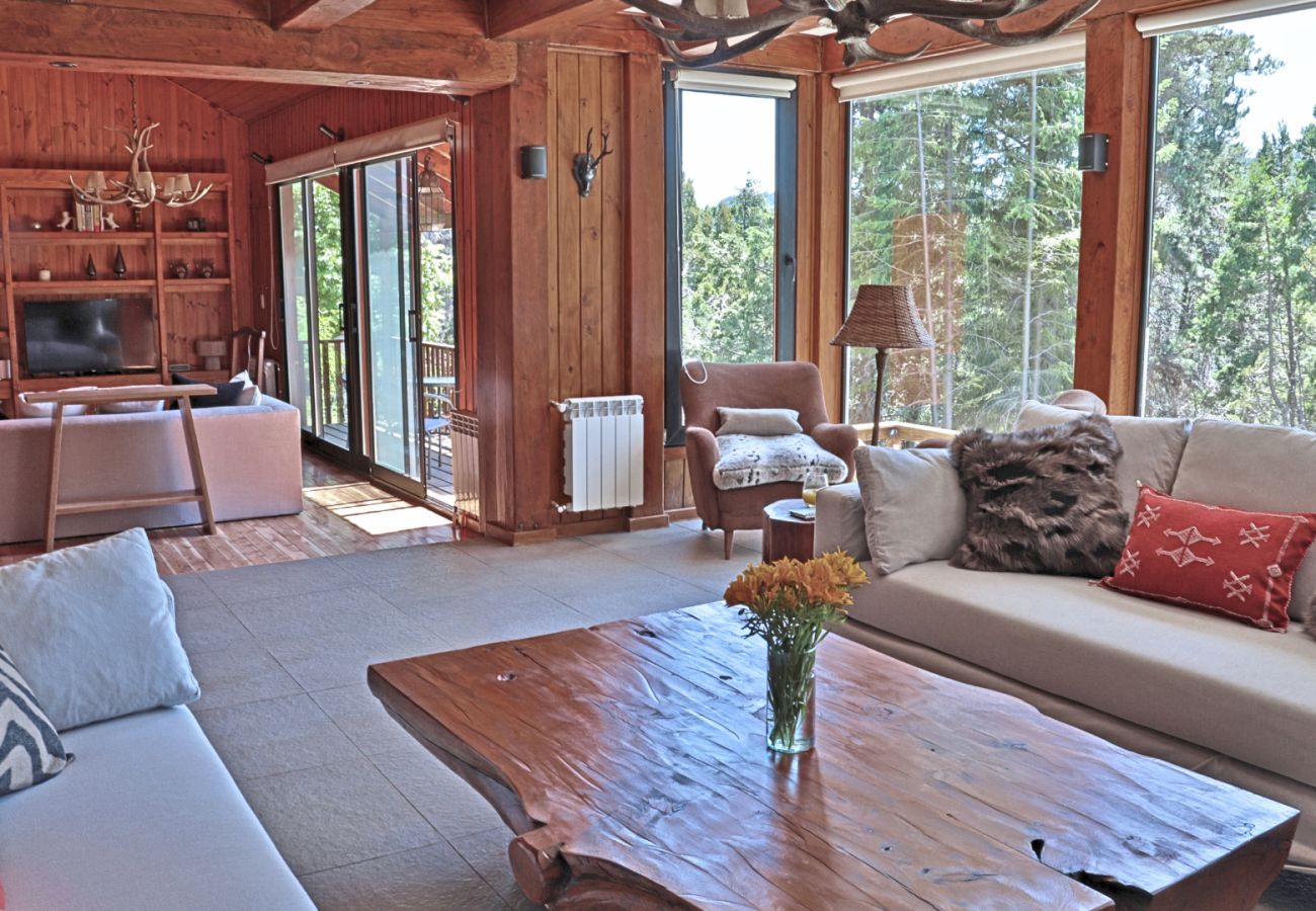 Casa en San Carlos de Bariloche - H49- Casa de montaña frente al lago Nahuel Huapi
