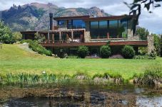 Casa en San Carlos de Bariloche - ARE46 Espectacular Casa en la Cancha de...