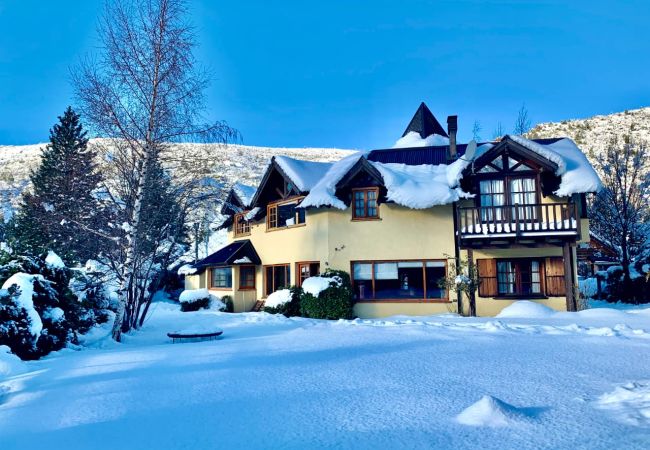 Casa en San Carlos de Bariloche - Cate02 Divina casa ubicada en la base del cerro Catedral.