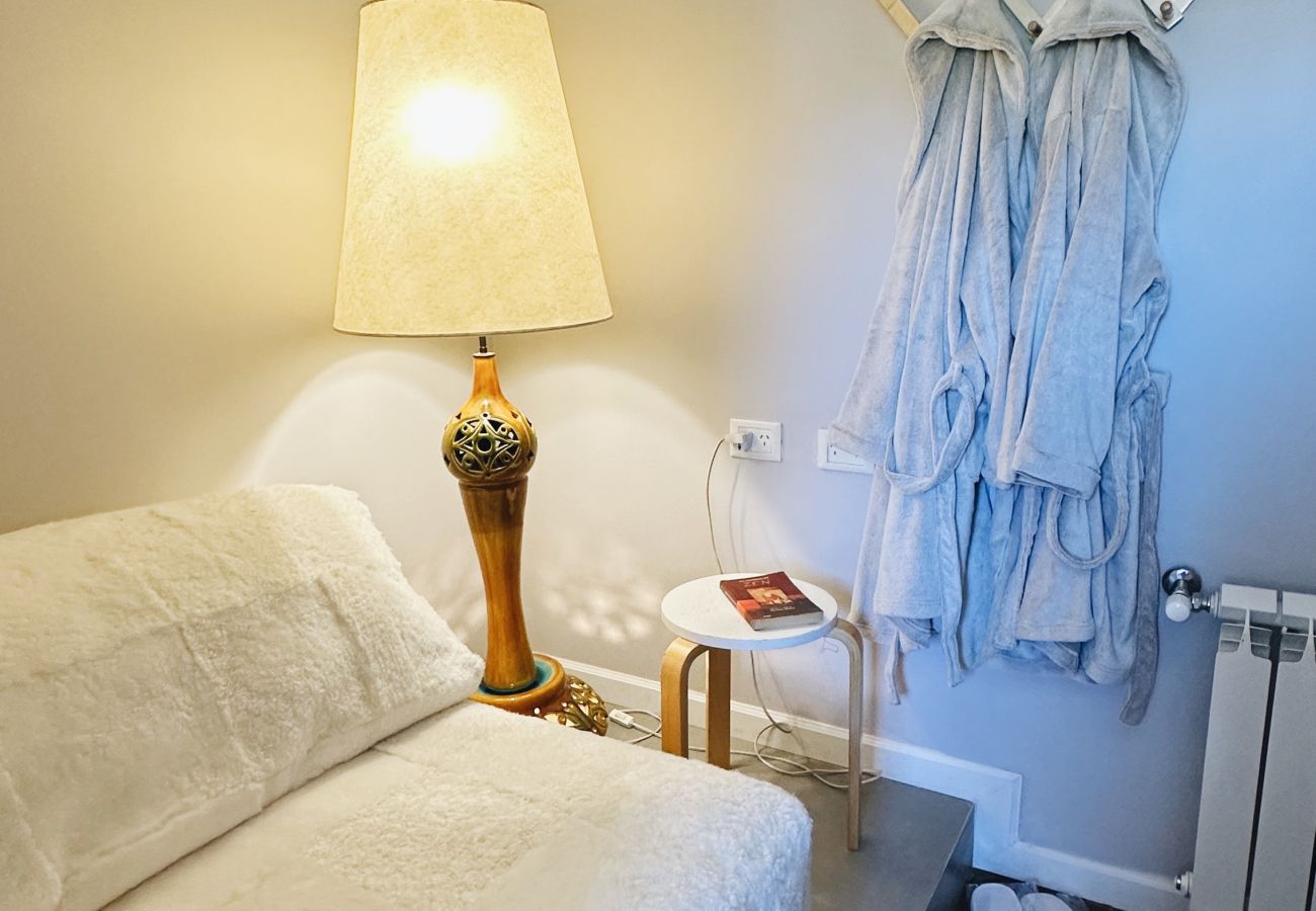 Casa en San Carlos de Bariloche - huapi51  Casa de lujo frente al Lago Nahuel Huapi