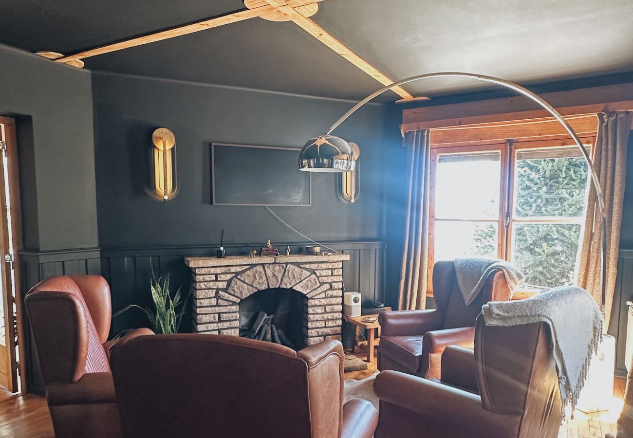 Casa en San Carlos de Bariloche - huapi51  Casa de lujo frente al Lago Nahuel Huapi