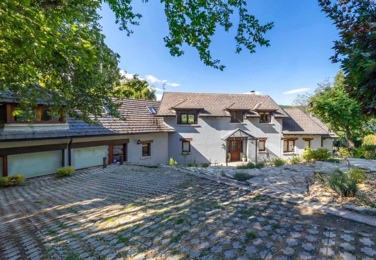 Casa en San Carlos de Bariloche - HUAPI52C La casa del lago mas linda para 14 personas
