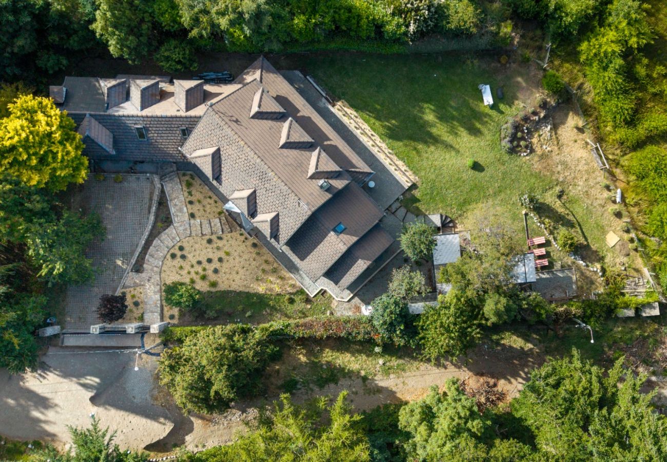 Casa en San Carlos de Bariloche - HUAPI52C La casa del lago mas linda para 14 personas