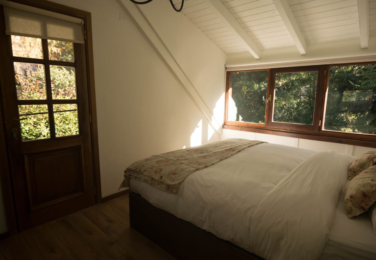 Casa en San Carlos de Bariloche - HUAPI52C La casa del lago mas linda para 14 personas