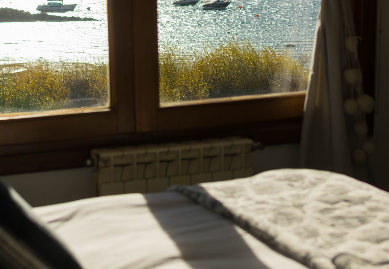 Casa en San Carlos de Bariloche - HUAPI52C La casa del lago mas linda para 14 personas