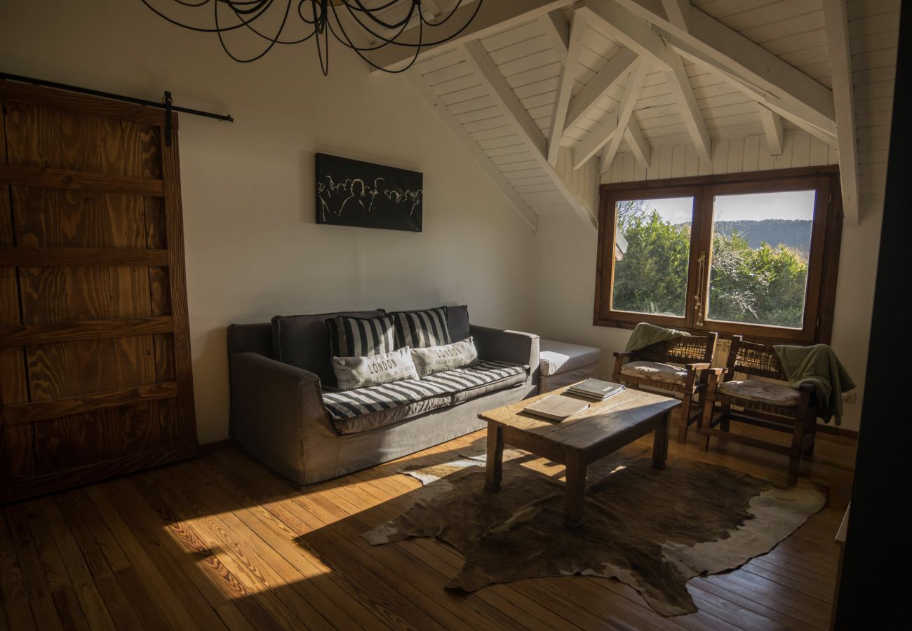 Casa en San Carlos de Bariloche - HUAPI52C La casa del lago mas linda para 14 personas