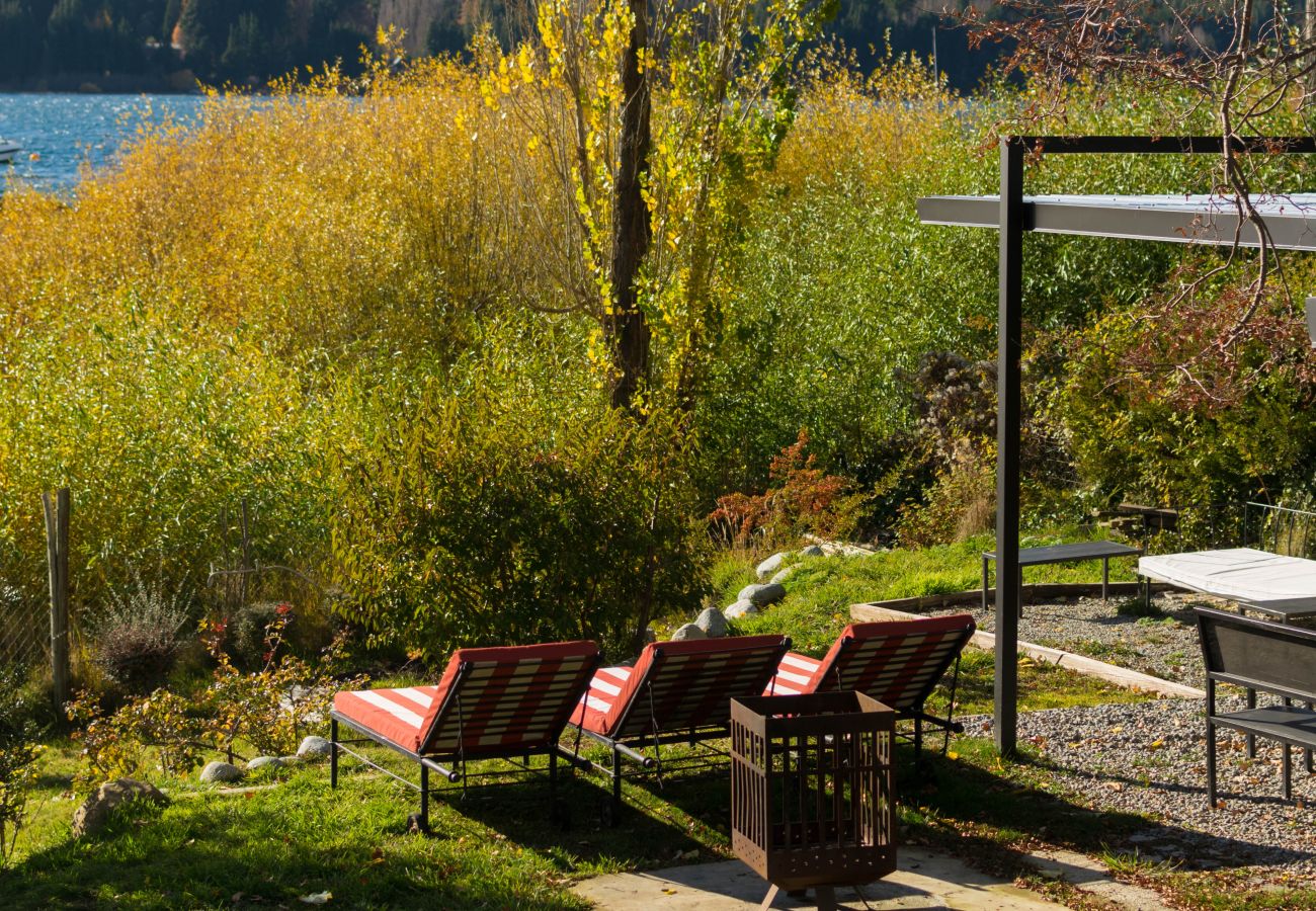 Casa en San Carlos de Bariloche - HUAPI52C La casa del lago mas linda para 14 personas