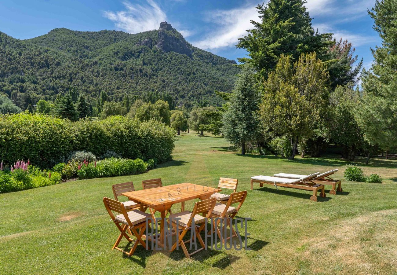 Casa em San Carlos de Bariloche - DIVINA CASA SOBRE CANCHA GOLF