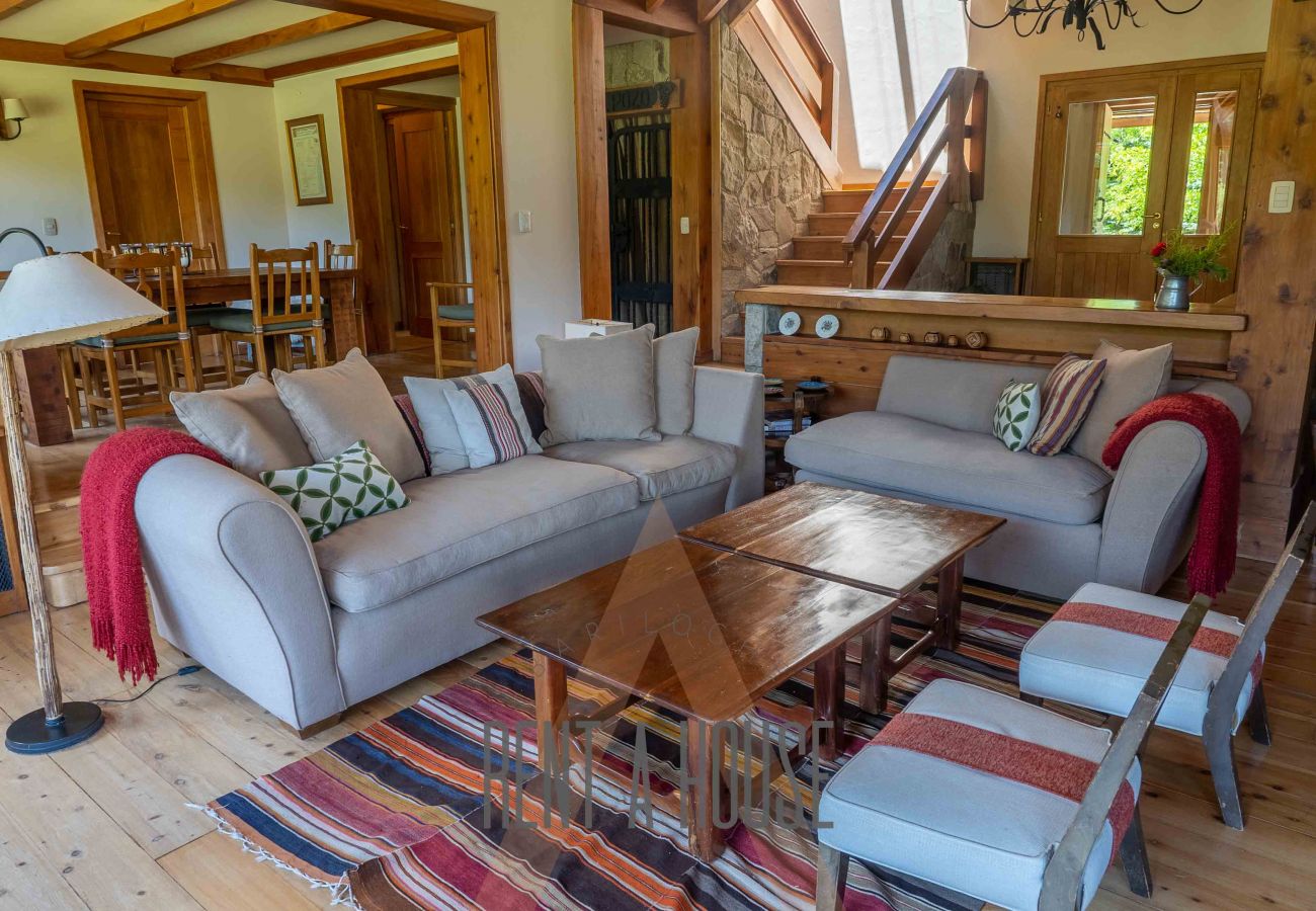 Casa em San Carlos de Bariloche - DIVINA CASA SOBRE CANCHA GOLF