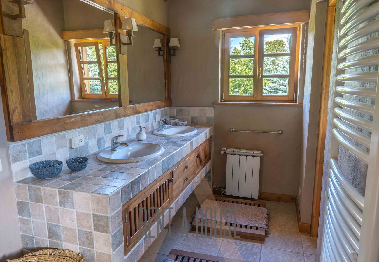 Casa em San Carlos de Bariloche - DIVINA CASA SOBRE CANCHA GOLF