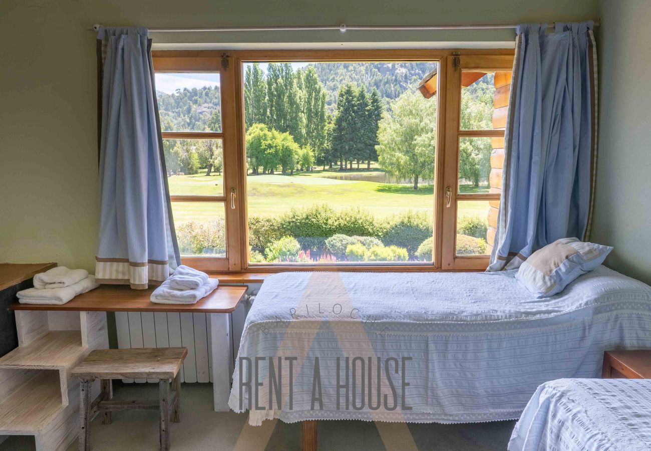 Casa em San Carlos de Bariloche - DIVINA CASA SOBRE CANCHA GOLF