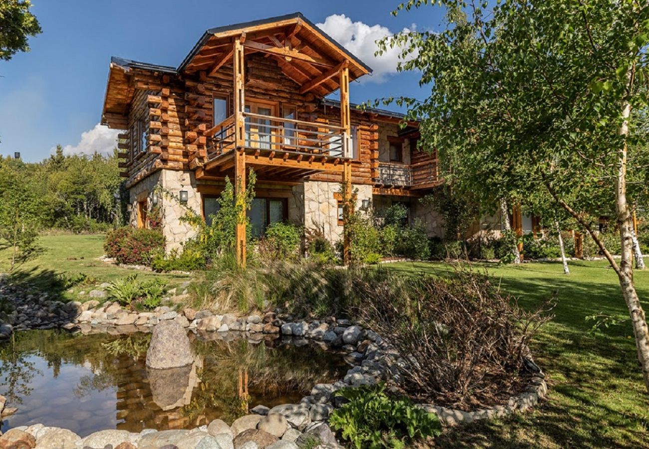 Casa em San Carlos de Bariloche - ARE24 CASA DE MONTANHA EM ARELAUQUEN