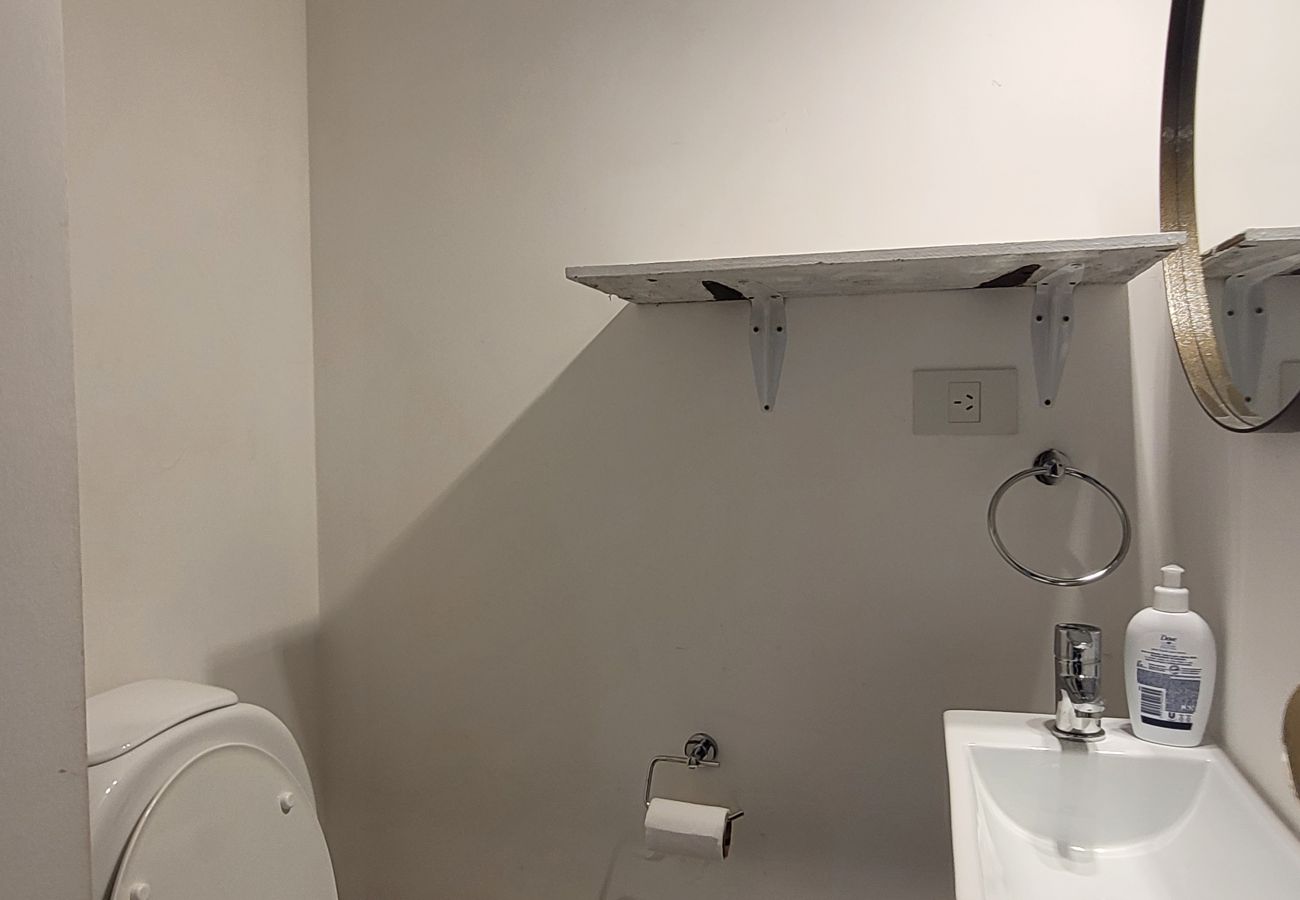 Apartamento em San Carlos de Bariloche - ARE10 - APARTAMENTO QUENTE E CONFORTÁVEL COM VISTA PARA A MONTANHA E SAÍDA DIRETA PARA O CAMPO DE POLO