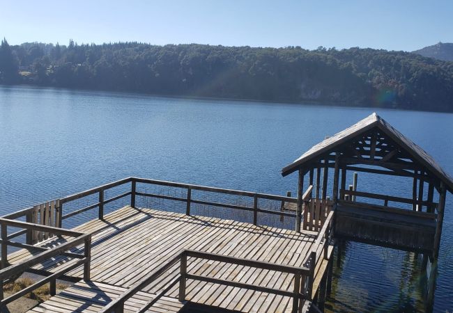 Casa em San Carlos de Bariloche -  Linda casa com vista para a costa do lago e para a montanha. MORE 10