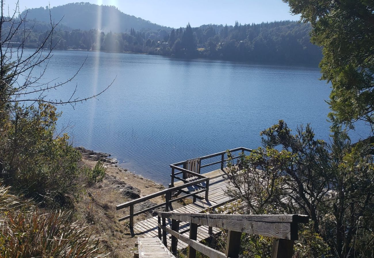 Casa em San Carlos de Bariloche -  Linda casa com vista para a costa do lago e para a montanha. MORE 10