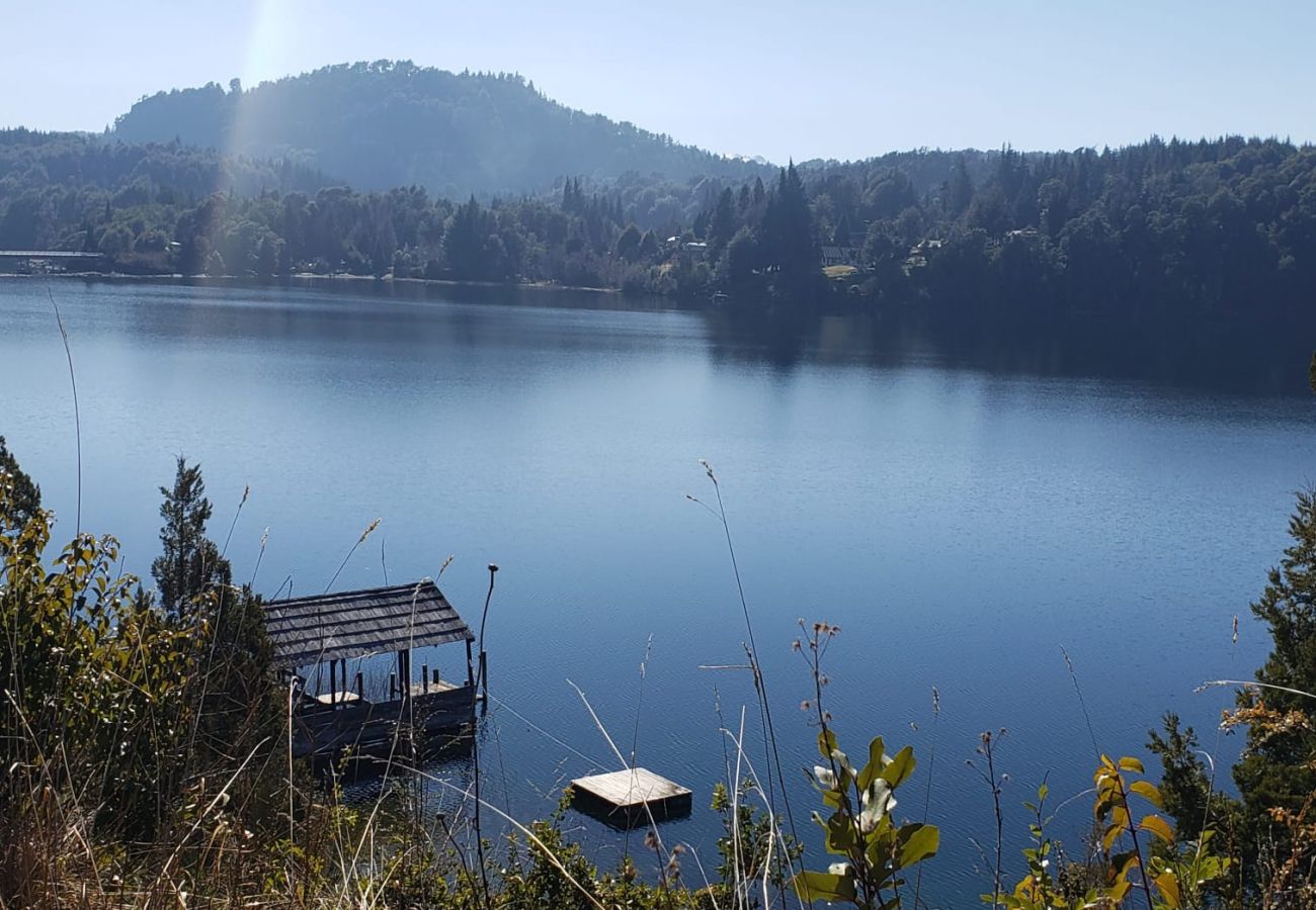 Casa em San Carlos de Bariloche -  Linda casa com vista para a costa do lago e para a montanha. MORE 10