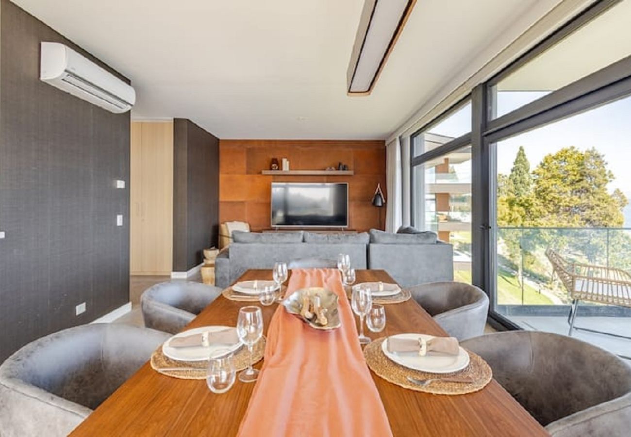 Apartamento em San Carlos de Bariloche - HUAPI50 – Jacuzzi, Piscina e Vista para o Lago