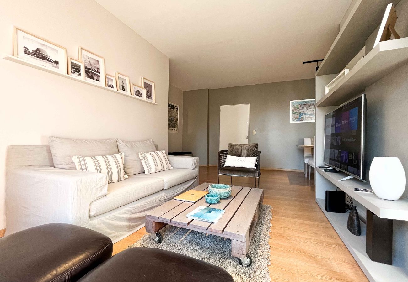 Apartamento em Buenos Aires - Charcas 3B