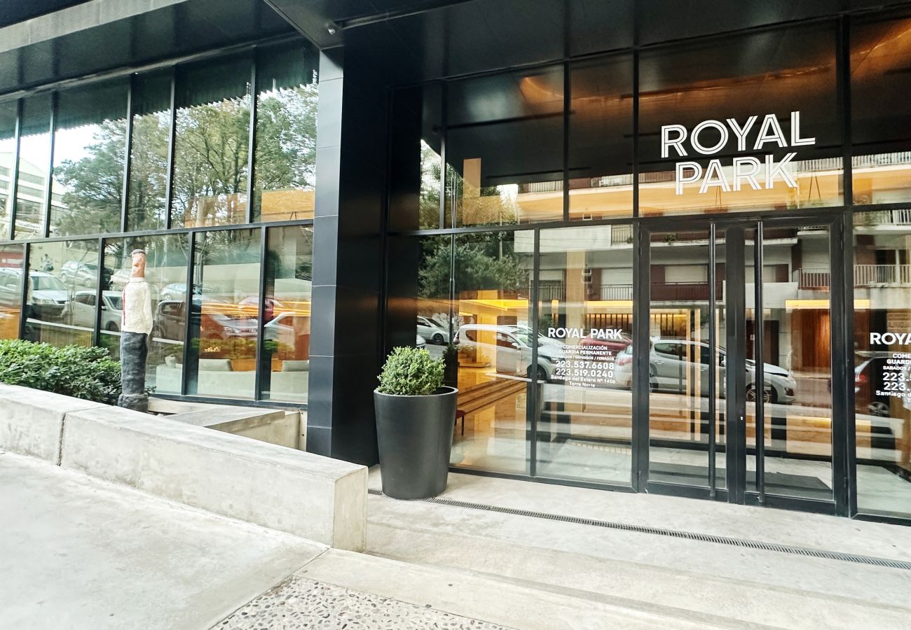 Apartamento em Mar Del Plata - Depto Royal Park