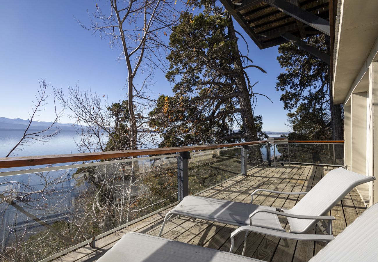 Cabana em San Carlos de Bariloche - HUAPI23-CASINHA DE SONHO À BEIRA DO LAGO.