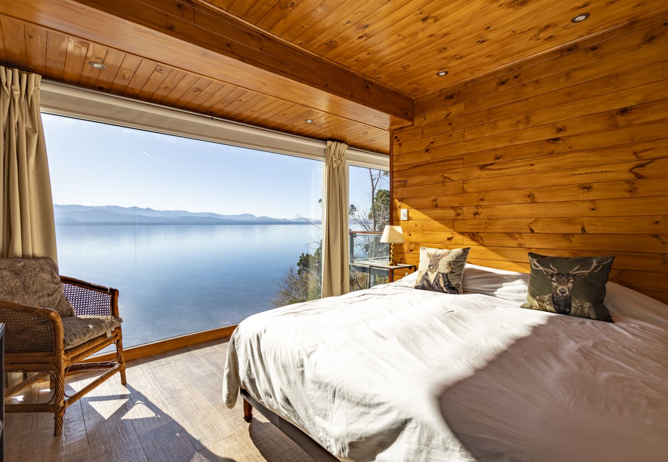 Cabana em San Carlos de Bariloche - HUAPI23-CASINHA DE SONHO À BEIRA DO LAGO.