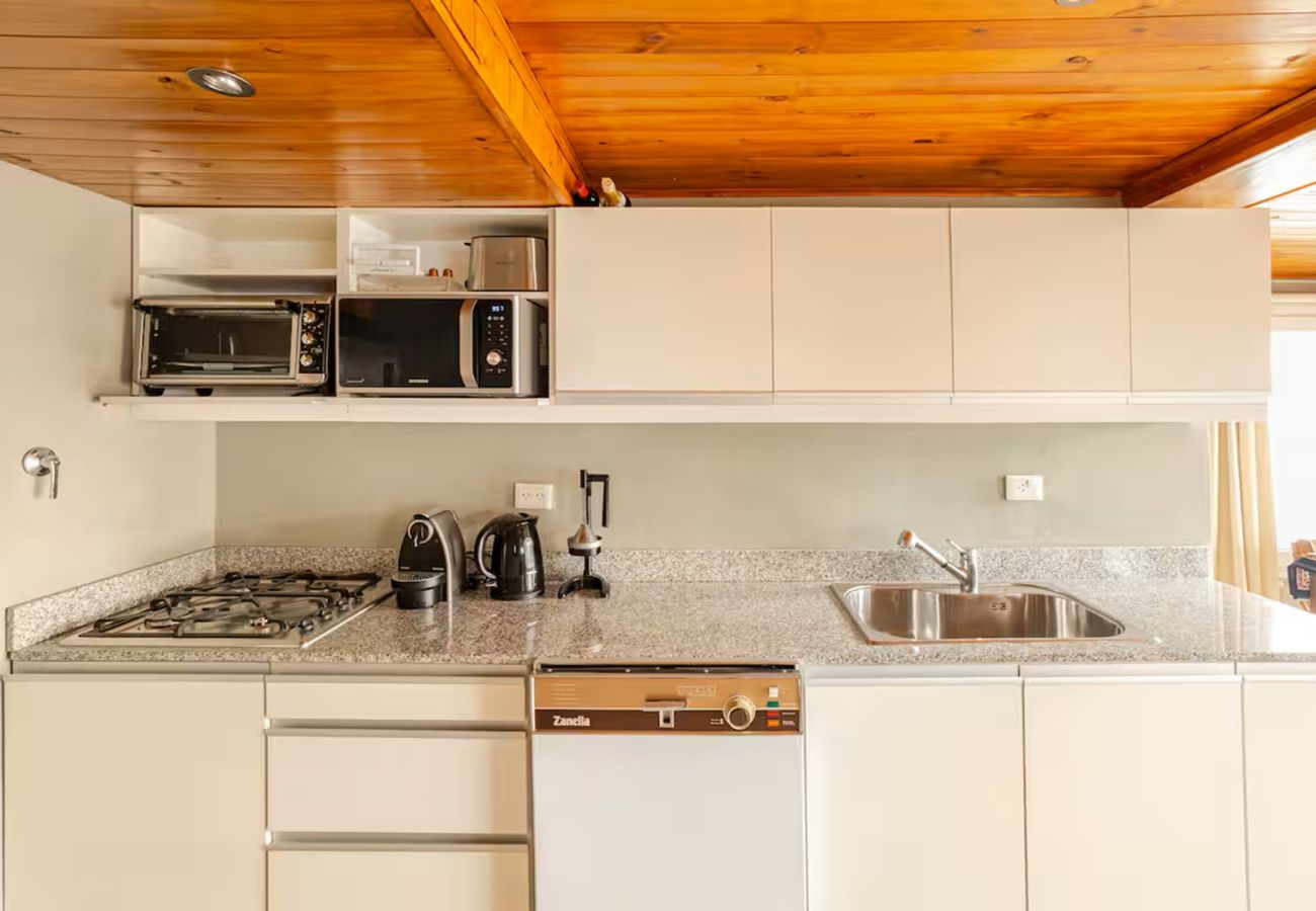 Cabana em San Carlos de Bariloche - HUAPI23-CASINHA DE SONHO À BEIRA DO LAGO.