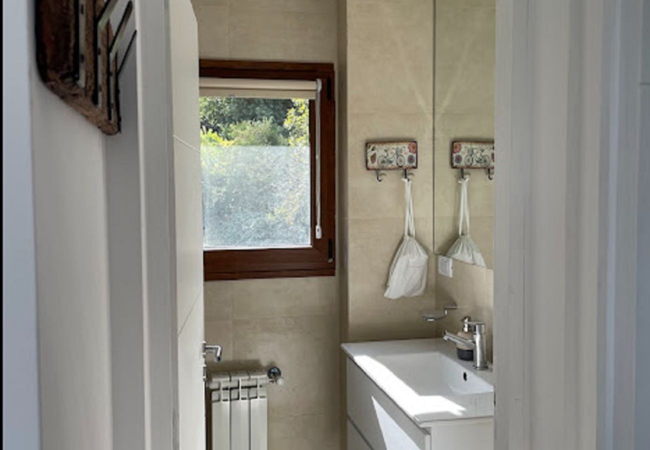 Apartamento em San Carlos de Bariloche - are66 Apartamento novo com churrasqueira própria, a poucos passos do campo de golfe..