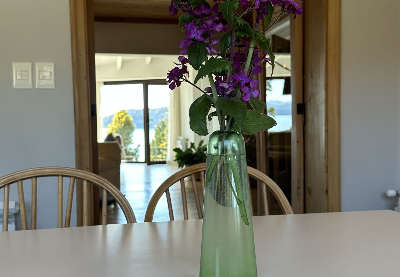 Casa em San Carlos de Bariloche - huapi51 Casa de luxo em frente ao Lago Nahuel Huapi