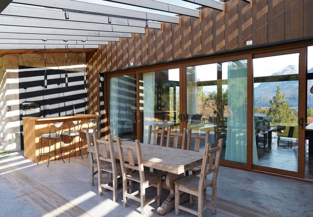 Casa em San Carlos de Bariloche - ARE67 - Vistas únicas em Arelauquén