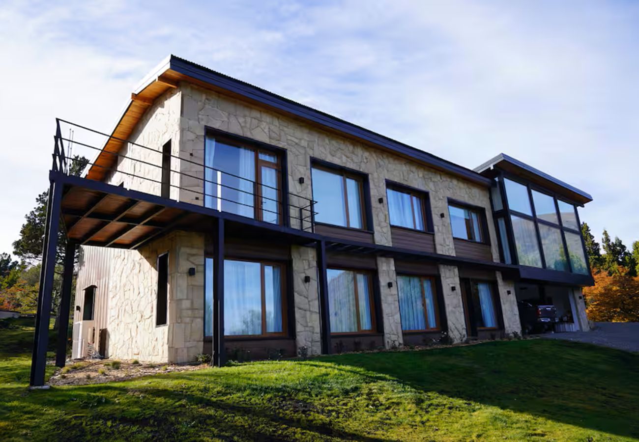 Casa em San Carlos de Bariloche - ARE67 - Vistas únicas em Arelauquén