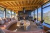 Casa em San Carlos de Bariloche - ARE68 Mansão espetacular em Arelauquén com vista panorâmica e jacuzzi.
