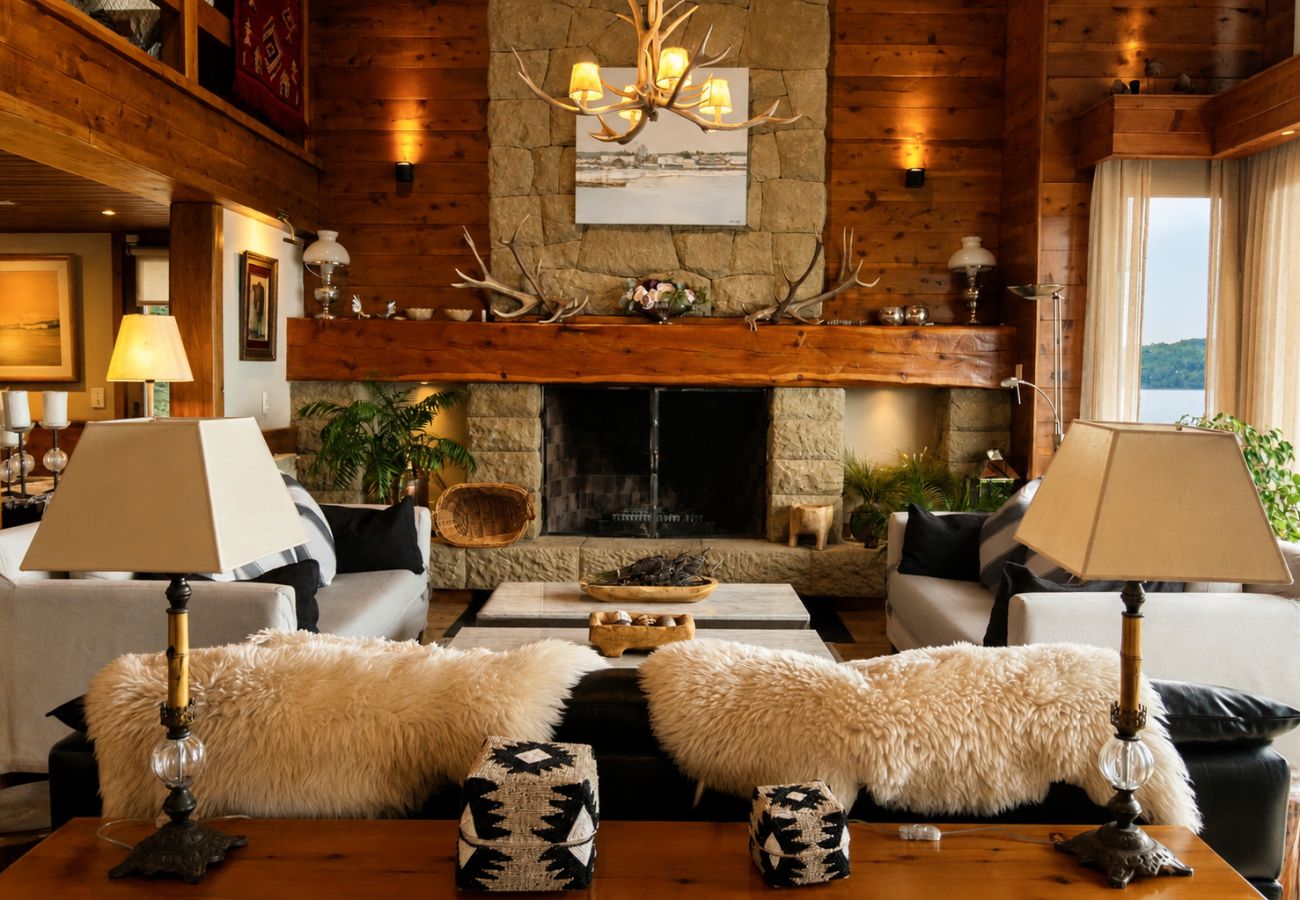 House in San Carlos de Bariloche - H05 - Luxury Mountain House with Pool and Private Lakefront