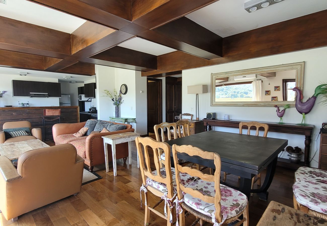 Apartment in San Carlos de Bariloche - ARE10 - WARM AND COMFORTABLE APARTMENT WITH MOUNTAIN VIEW AND DIRECT EXIT TO THE POLO FIELD