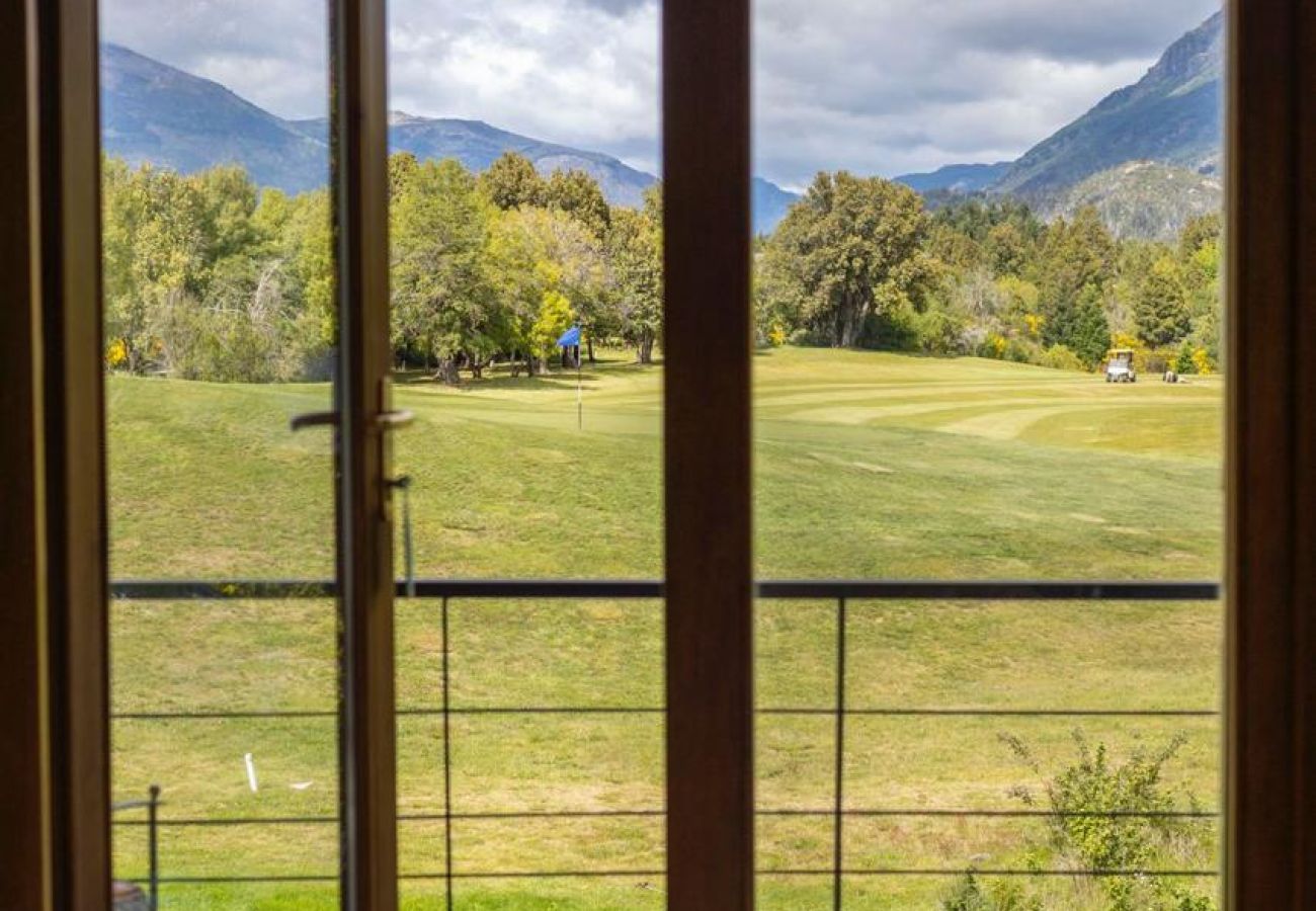 House in San Carlos de Bariloche - 10/12PAX ARE25 OFE