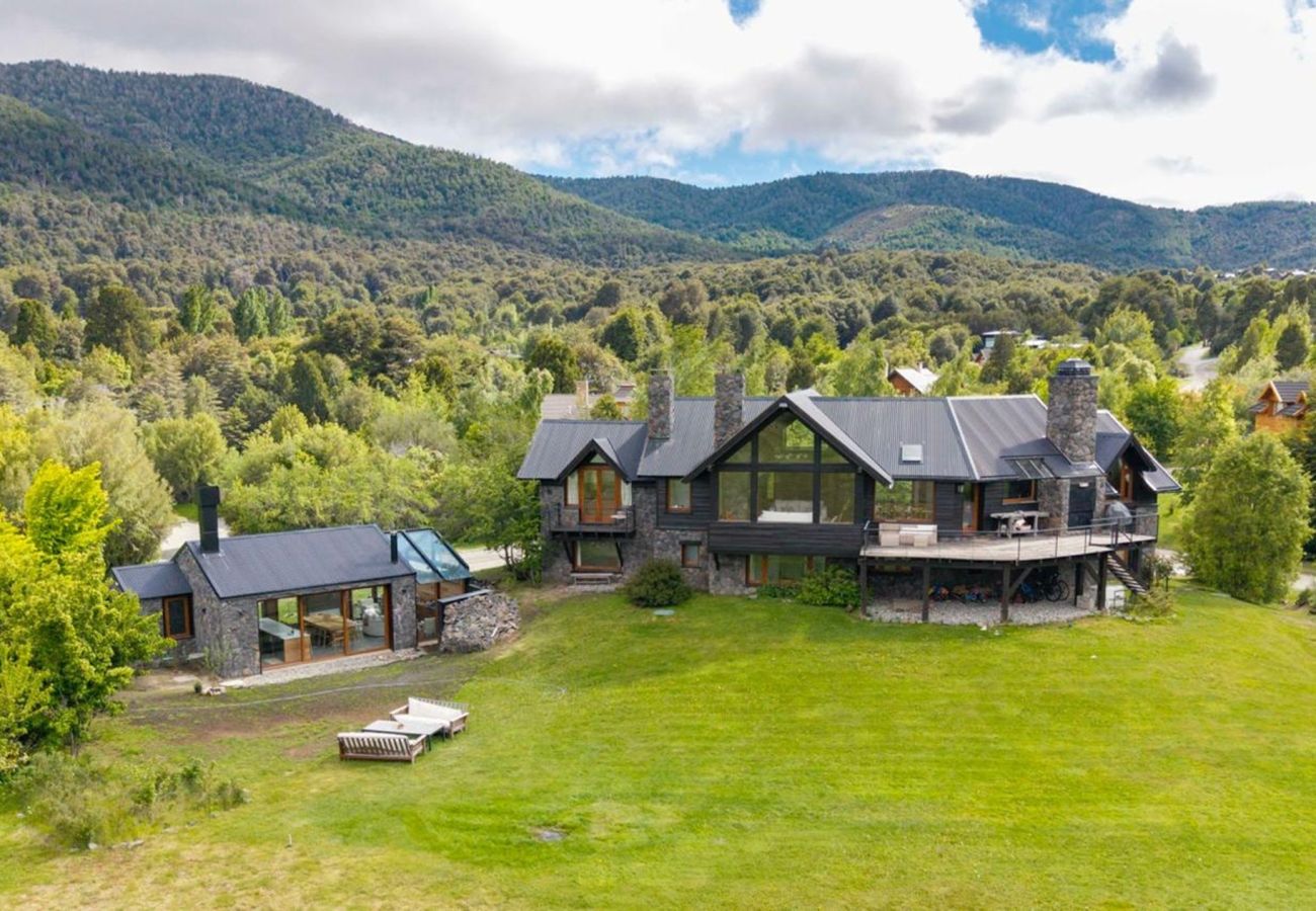 House in San Carlos de Bariloche - 10/12PAX ARE25 OFE