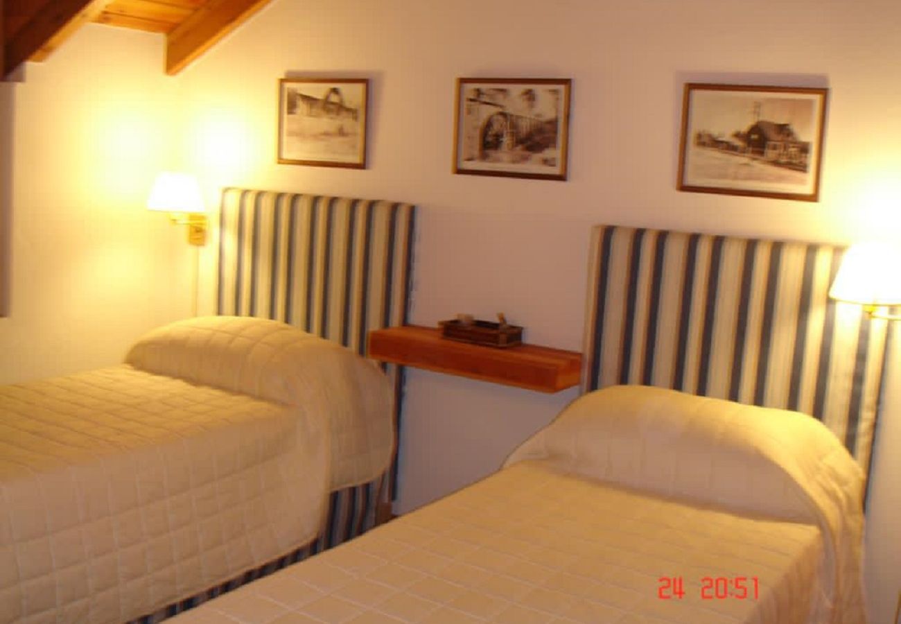 Apartment in San Carlos de Bariloche - CATE12 Super comfortable and strategically located apartment on Cerro Catedral.