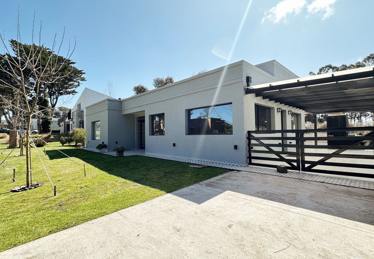 House in Chapadmalal - Casa Hector