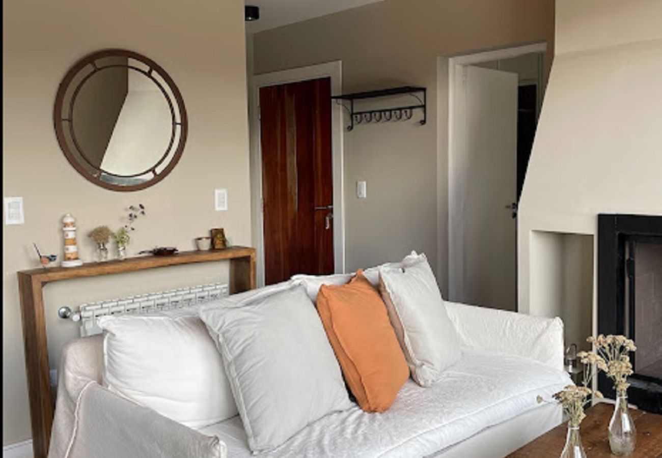 Apartment in San Carlos de Bariloche - are66 Brand-new apartment with a private grill, just steps from the Golf course.