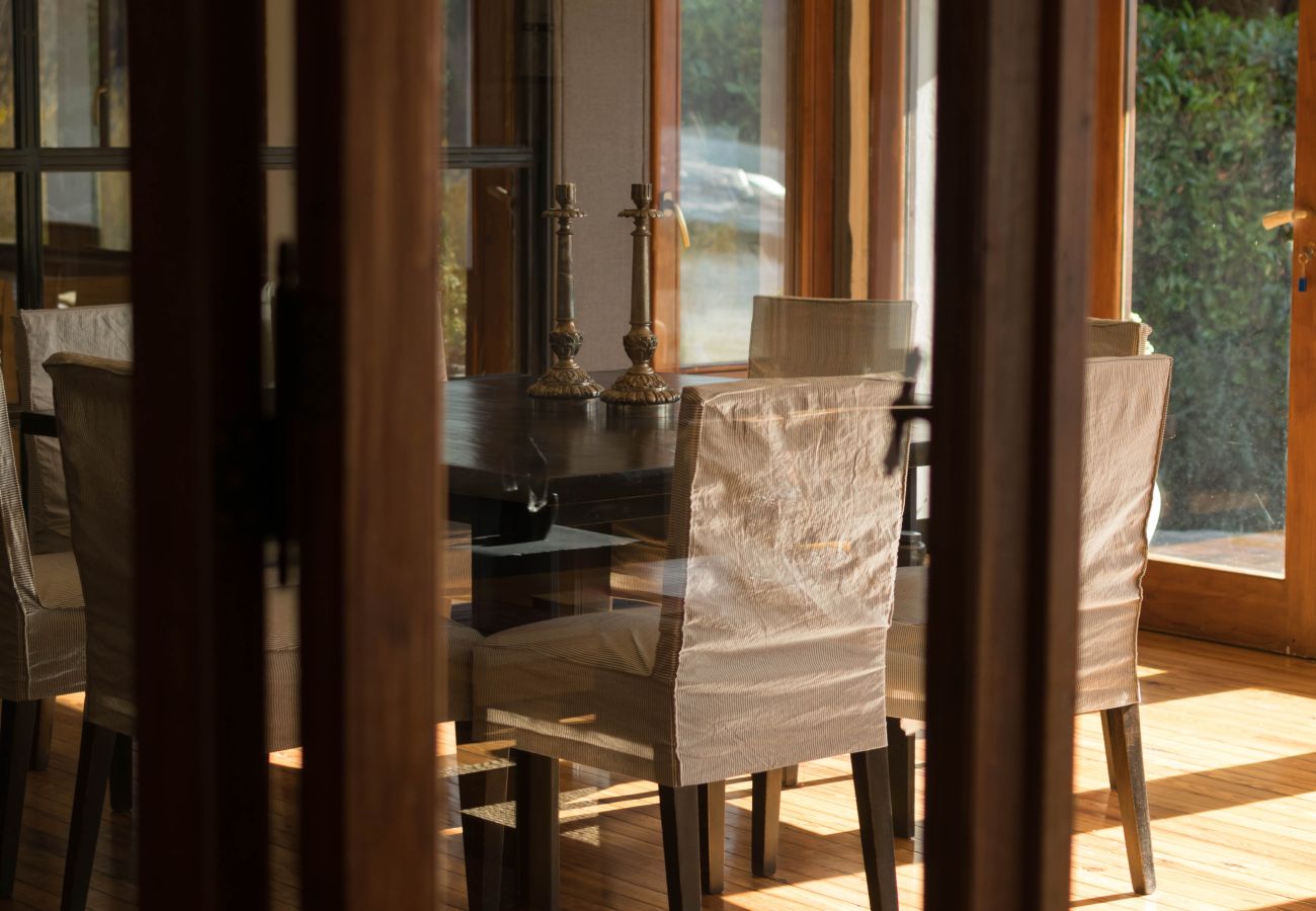 House in San Carlos de Bariloche - HUAPI52C The most beautiful lake house for 14 people
