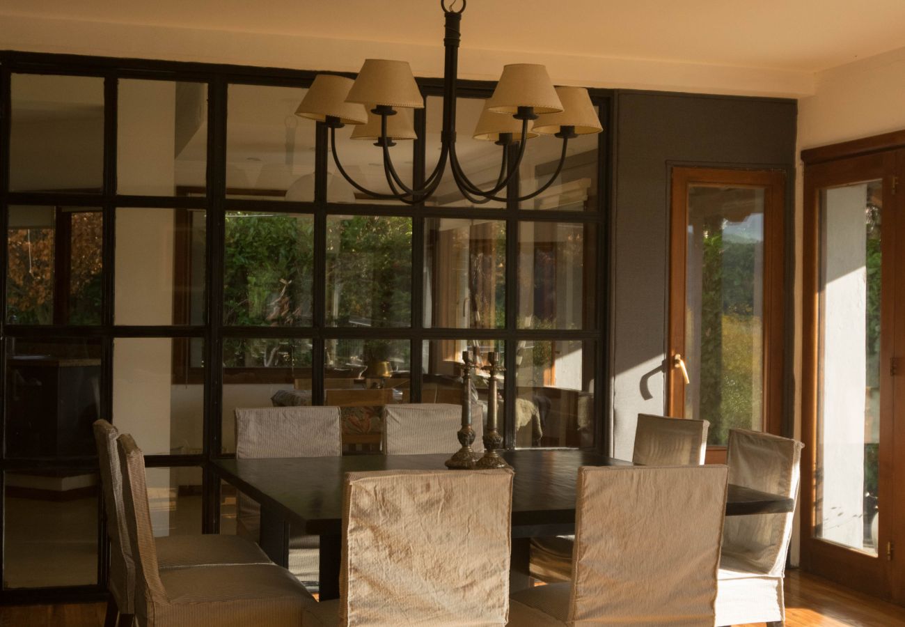 House in San Carlos de Bariloche - HUAPI52C The most beautiful lake house for 14 people