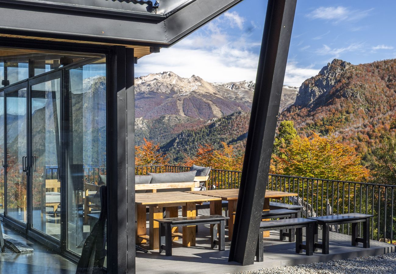 House in San Carlos de Bariloche - ARE68 Spectacular mansion in Arelauquen with views and jacuzzi