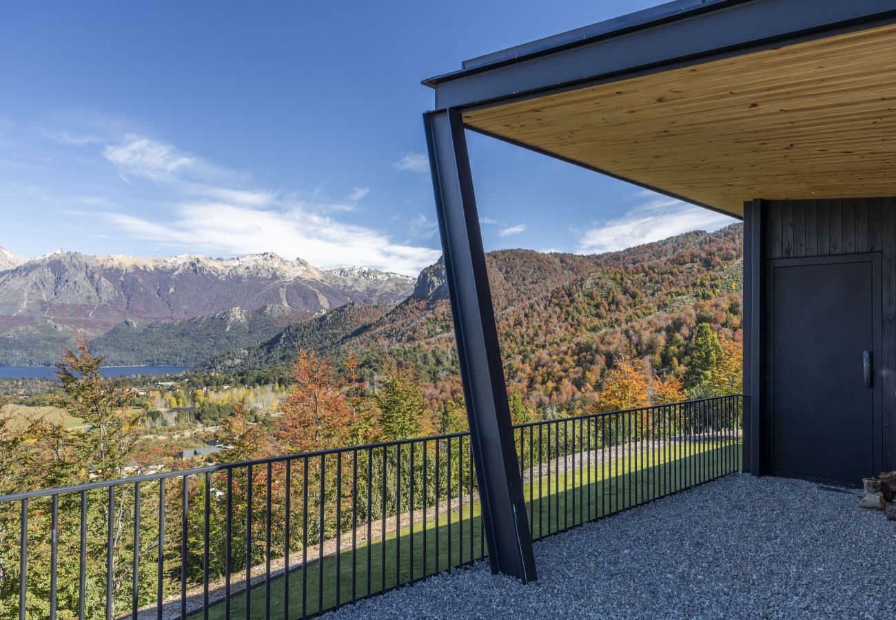 House in San Carlos de Bariloche - ARE68 Spectacular mansion in Arelauquen with views and jacuzzi